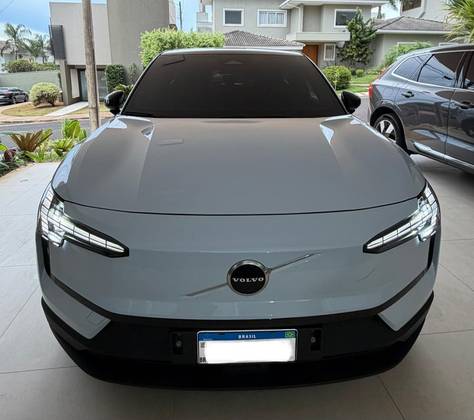 VOLVO EX30 69 KW ELÉTRICO CORE